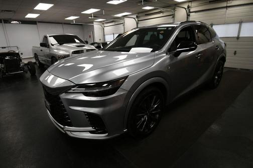 Iridium 2024 Lexus RX 350 F SPORT Handling