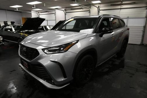 2024 Toyota Highlander XSE