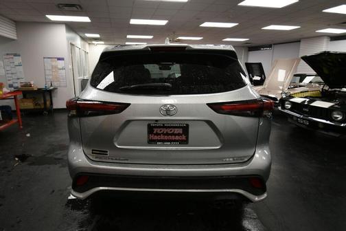 2024 Toyota Highlander XSE