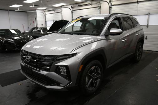 Shimmering Silver 2026 Hyundai TUCSON SEL