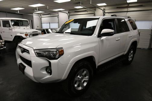 2024 Toyota 4Runner SR5 Premium