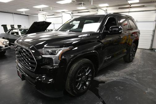 2024 Toyota Sequoia Platinum