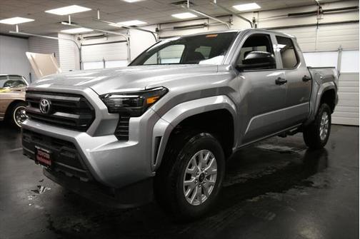 2025 Toyota Tacoma SR
