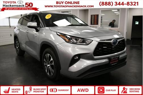 2020 Toyota Highlander Hybrid XLE