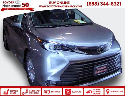 2026 Toyota Sienna XLE