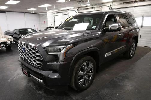2024 Toyota Sequoia Capstone