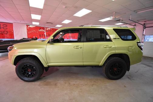 Photo 4 of 38 of 2022 Toyota 4Runner TRD Pro