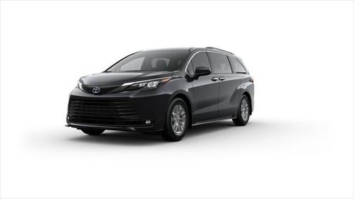 2025 Toyota Sienna XLE 8 Passenger