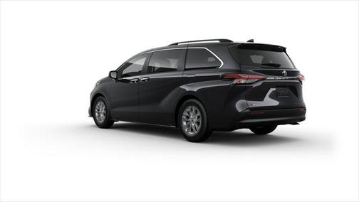 2025 Toyota Sienna XLE 8 Passenger