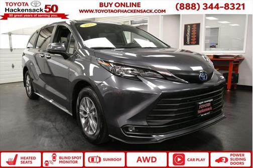 2025 Toyota Sienna XLE 7 Passenger