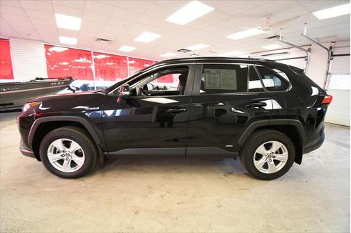 2019 Toyota RAV4 Hybrid XLE