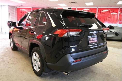2019 Toyota RAV4 Hybrid XLE