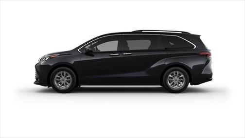 2025 Toyota Sienna XLE 8 Passenger