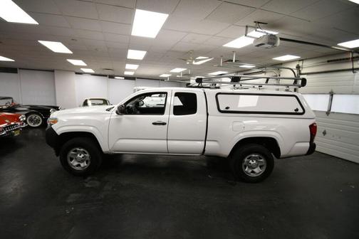 2020 Toyota Tacoma SR