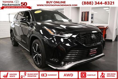 2022 Toyota Highlander XSE