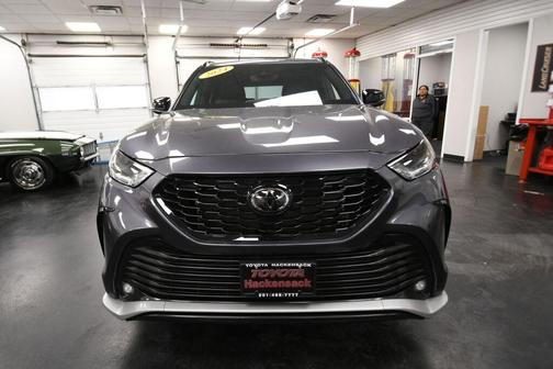 2024 Toyota Highlander XSE