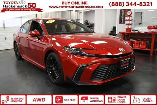 2025 Toyota Camry SE