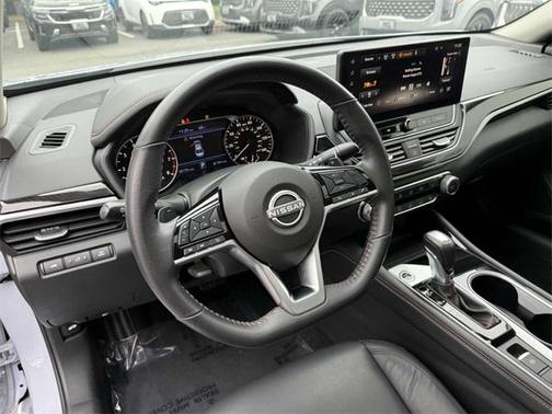 2024 Nissan Altima SR Intelligent AWD