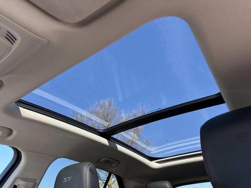 2023 Buick Envision Essence FWD