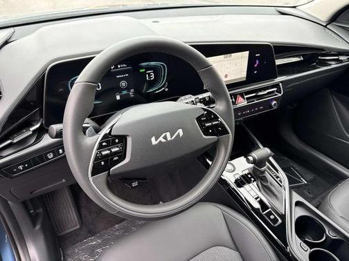 2026 Kia Niro EX