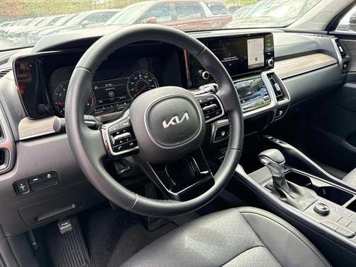 Gravity Grey 2023 Kia Sorento S