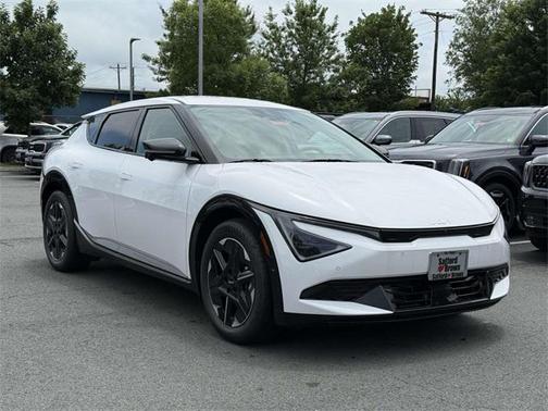 2025 Kia EV6 Wind