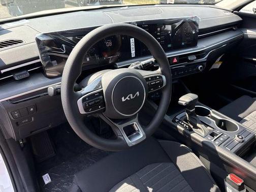 Snow White Pearl 2026 Kia K5 LXS FWD