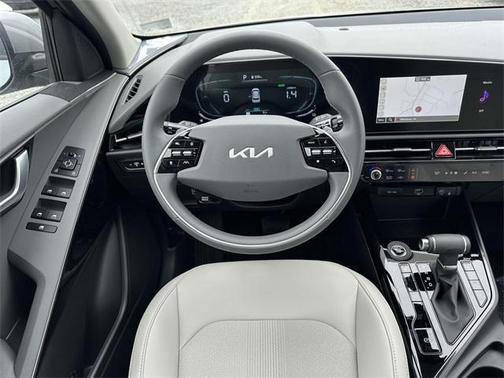 2025 Kia Niro EX