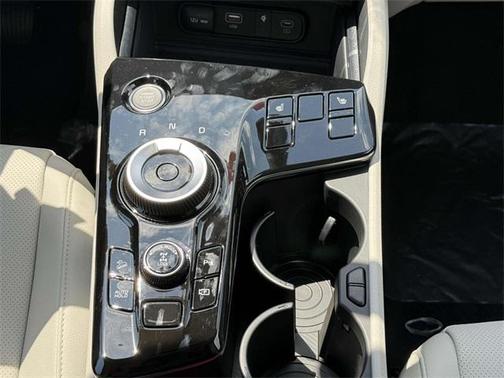 2025 Kia Sportage Hybrid EX