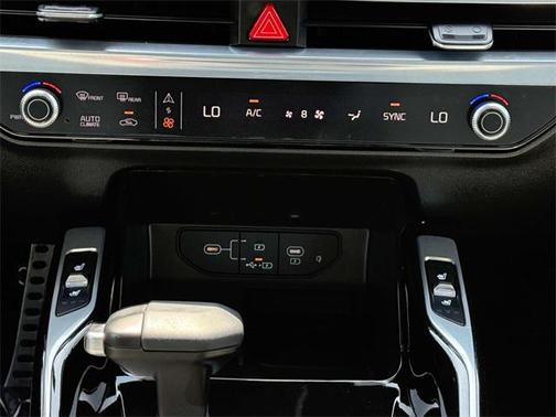 2024 Kia Sorento SX