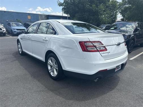 2016 Ford Taurus SEL