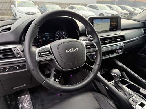 2022 Kia Telluride LX