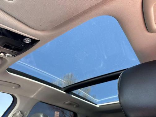 Sapphire Blue 2022 Kia Sorento SX