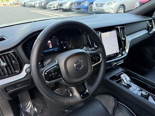 2024 Volvo S60 B5 Plus Black Edition