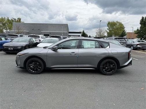 2025 Kia K4 GT-Line Turbo