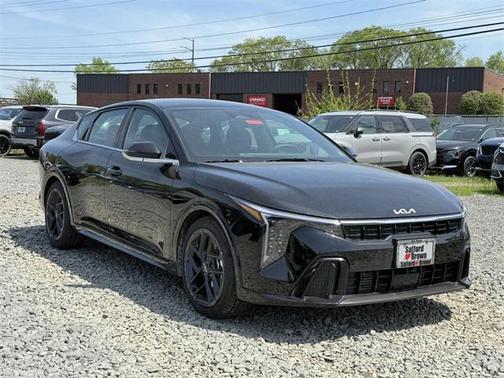 2025 Kia K4 GT-Line Turbo