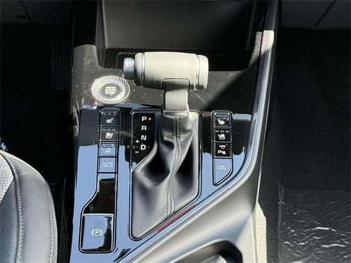 2025 Kia Niro SX