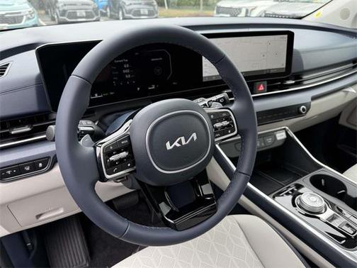 2026 Kia Carnival Hybrid SX