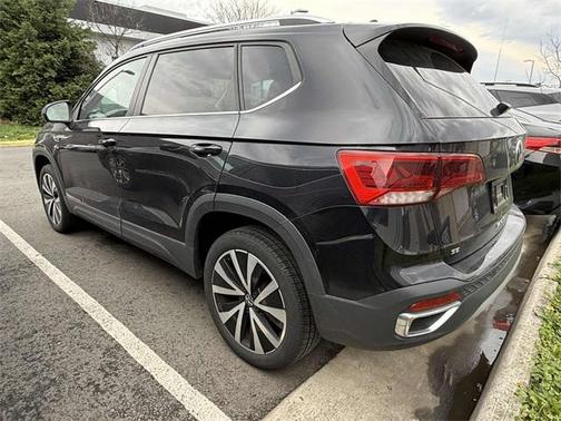 2024 Volkswagen Taos SE