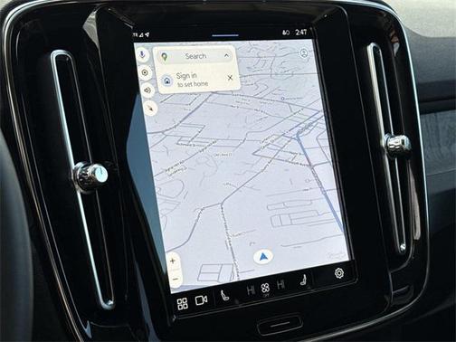 2023 Volvo XC40 B5 Core