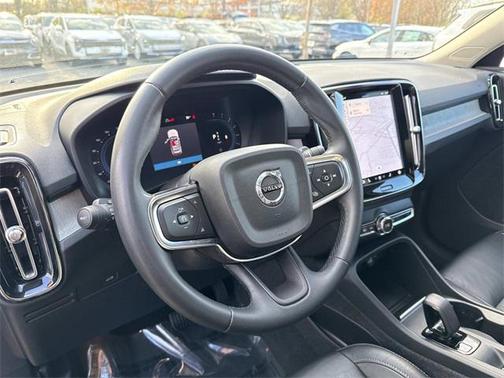 2023 Volvo XC40 B5 Core