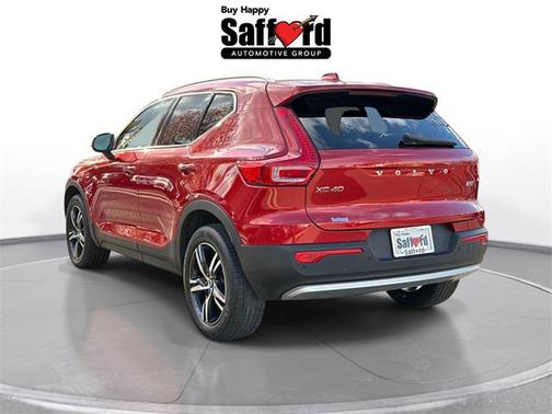 2023 Volvo XC40 B5 Core