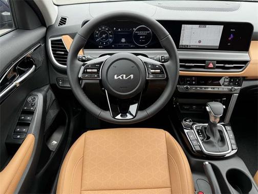 2025 Kia Seltos EX