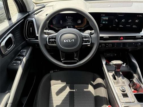 2025 Kia Sorento LX