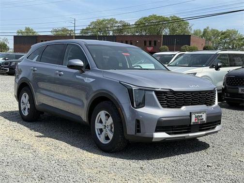 2025 Kia Sorento LX