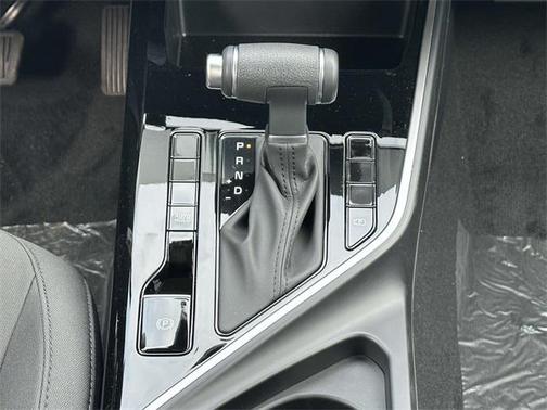2025 Kia Niro LX