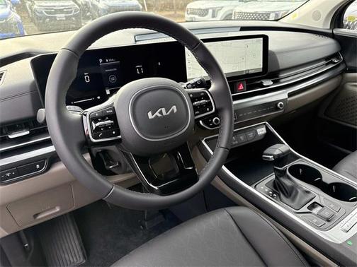 2026 Kia Carnival LXS