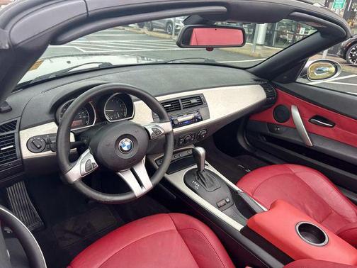 2005 BMW Z4 3.0i Roadster