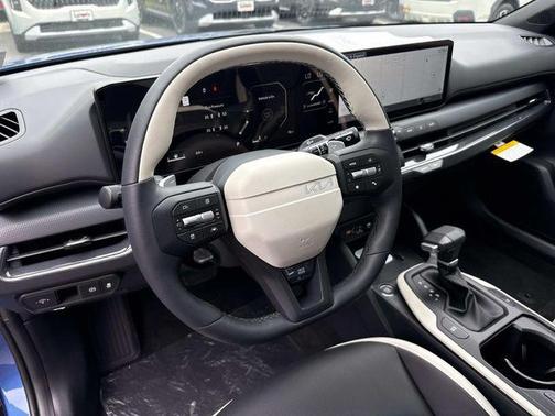 Wave Blue 2026 Kia K4 GT-Line