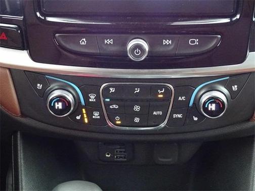 Photo 5 of 30 of 2021 Chevrolet Traverse High Country
